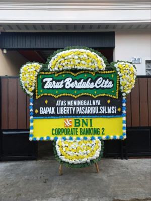 Papan Bunga Duka di Sumbawa Barat